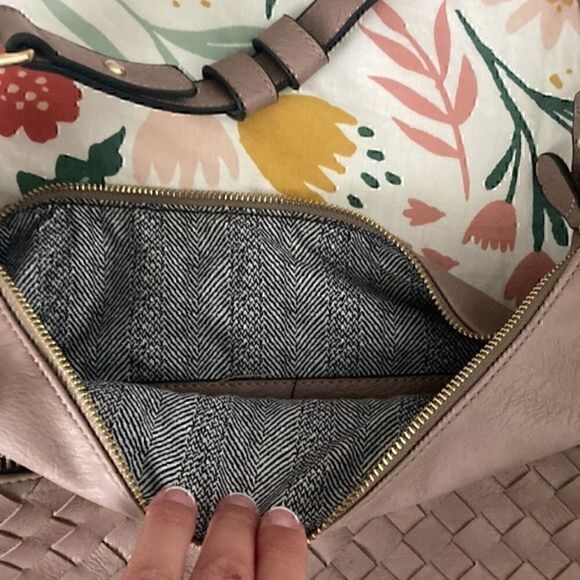 Madison West purse      - Picture 4 of 10